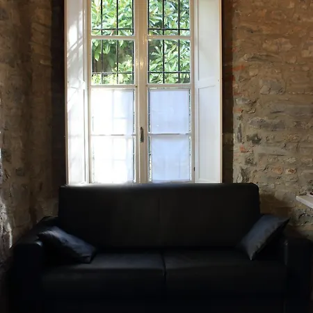 Apartment In Centre Como